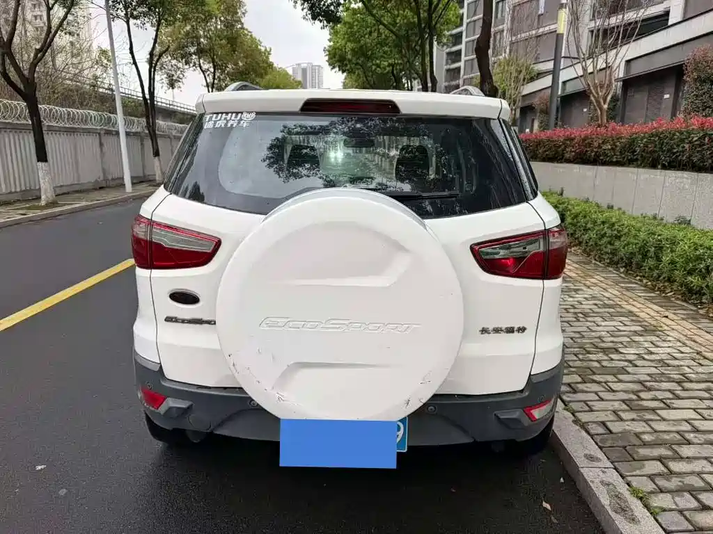Ford Ecosport 2014 — фото 3