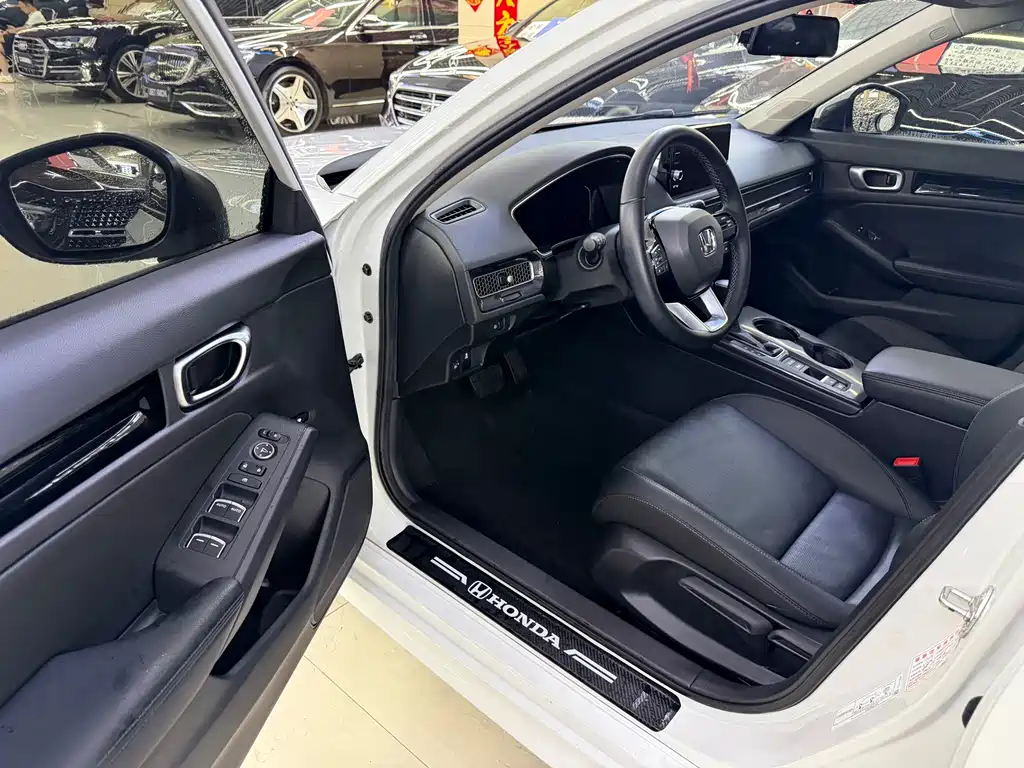 Honda Civic 2022 — фото 12