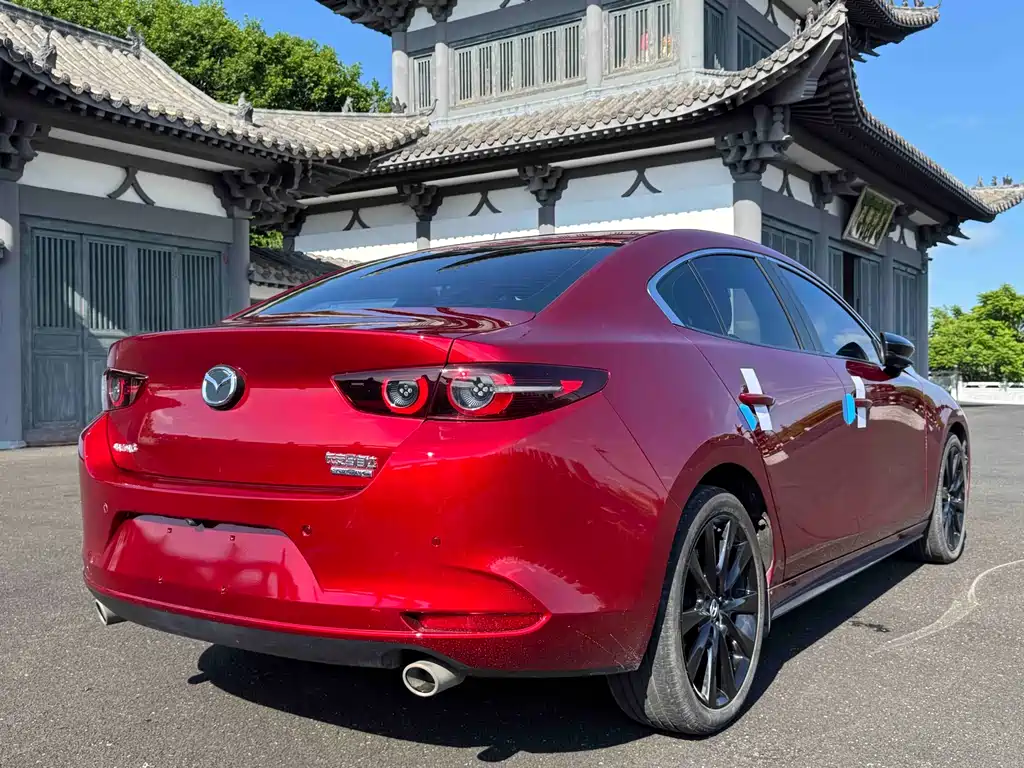 Mazda 3 Axela 2023