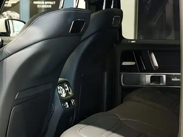 Mercedes-Benz G-Class 2024