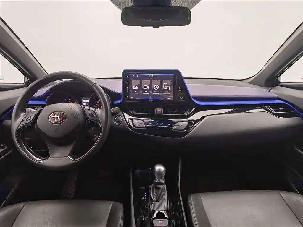 Toyota IZOA 2019