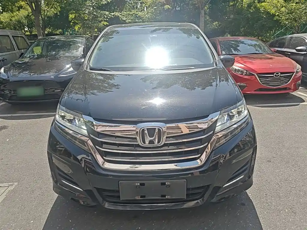 Honda Elysion 2019 — фото 3