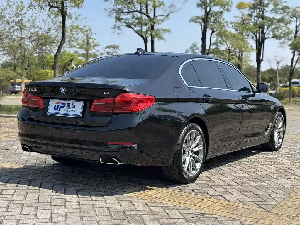 BMW 5 Series 2017