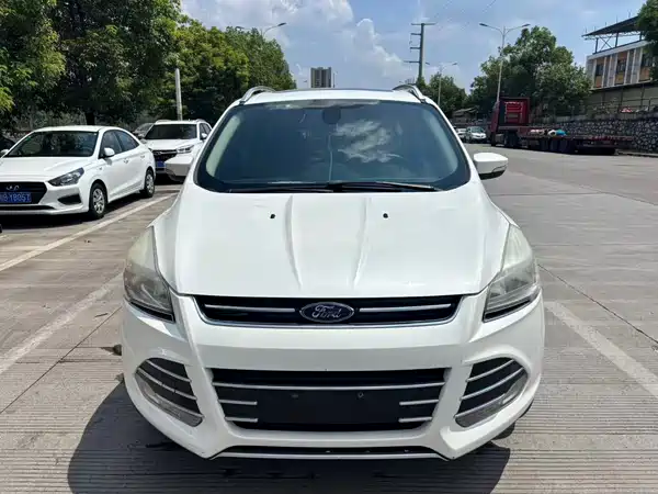 Ford Kuga 2015
