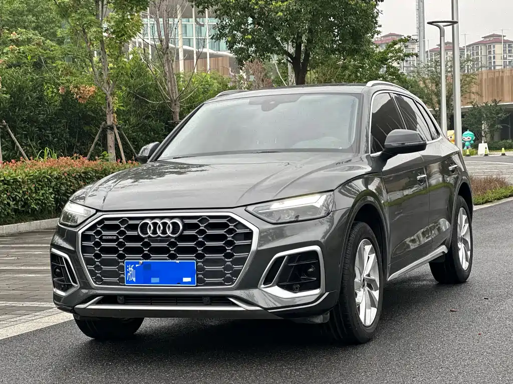 Audi Q5L 2023