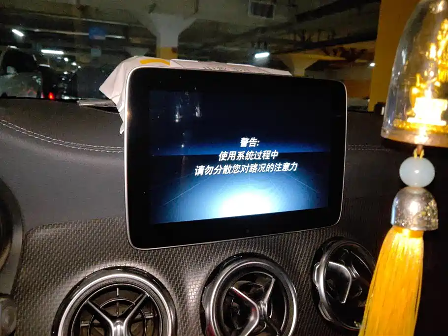 Mercedes-Benz GLA 2018 — фото 13