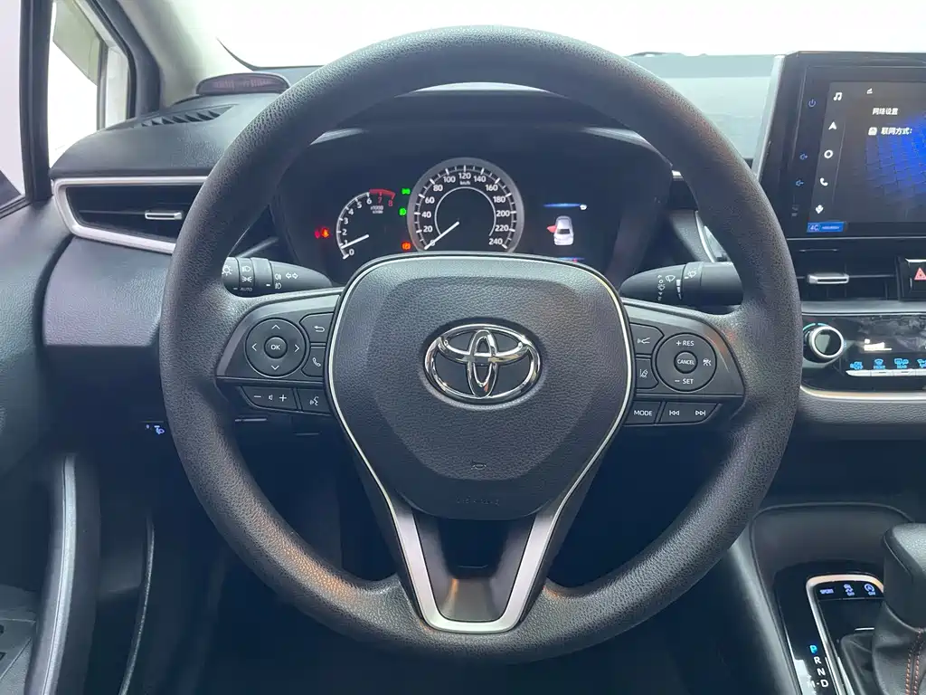 Toyota Corolla 2021 — фото 16