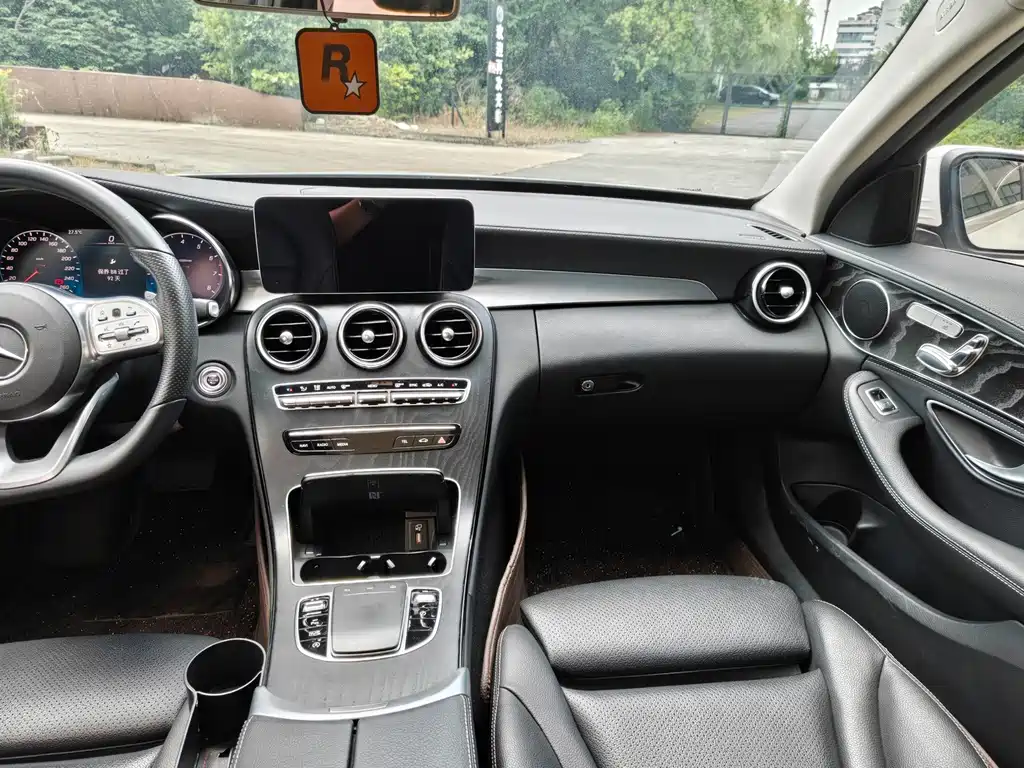 Mercedes-Benz C-Class 2020 — фото 13