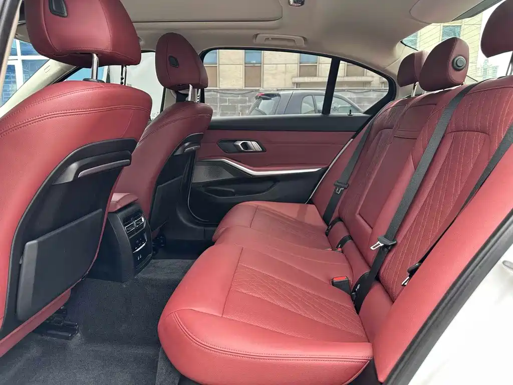 BMW 3 Series 2022