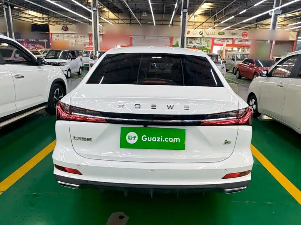 Roewe i5 2025