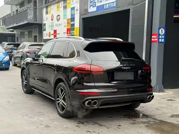 Porsche Cayenne 2015