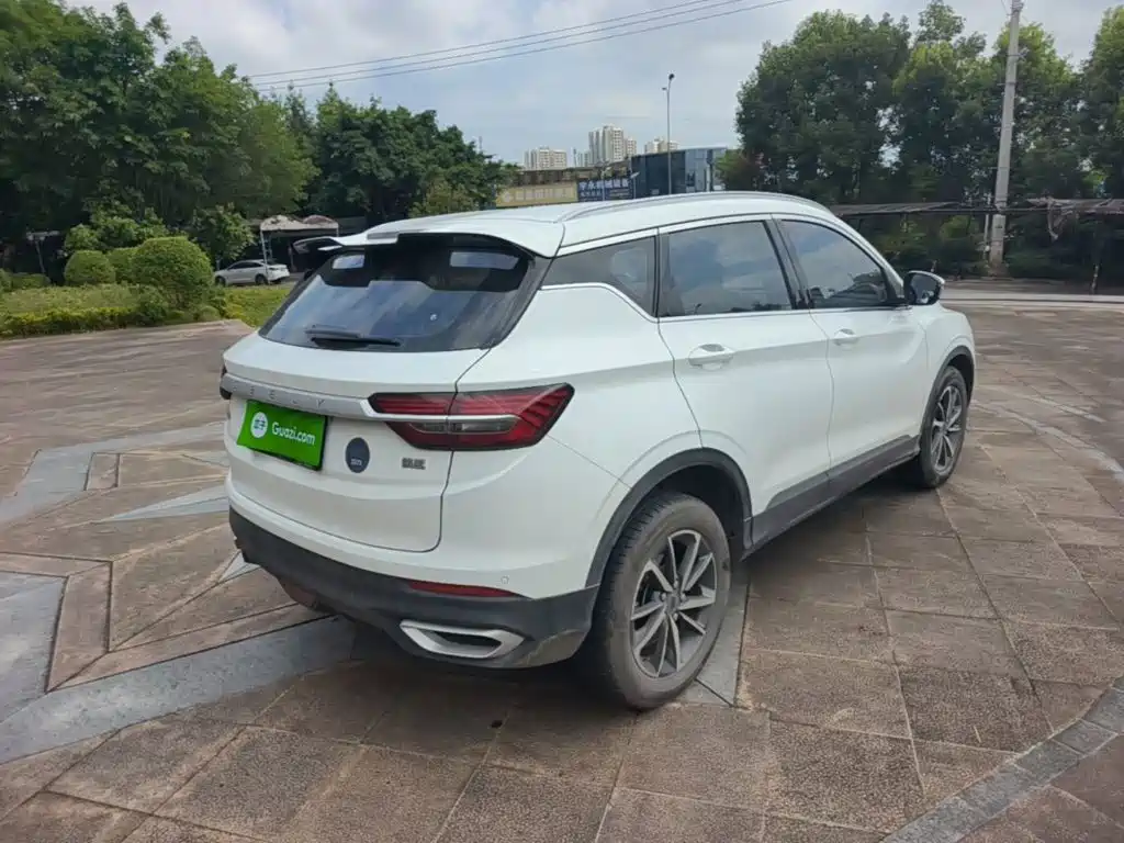 Geely Binyue 2021