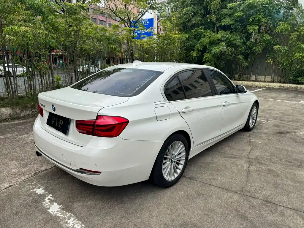 BMW 3 Series 2016