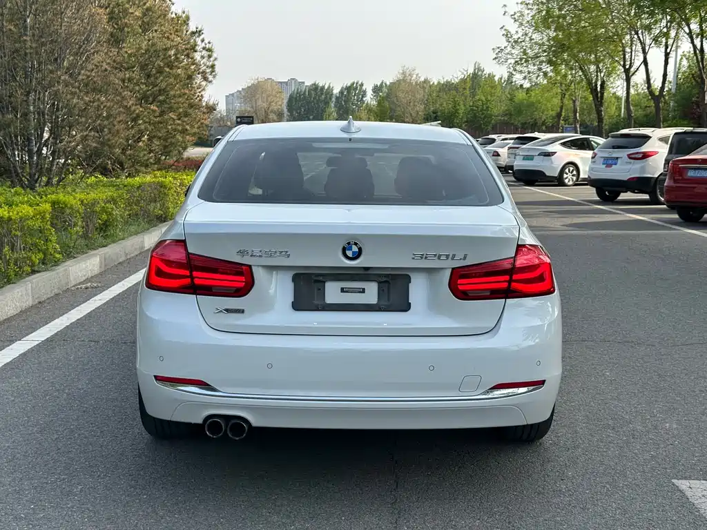 BMW 3 Series 2017