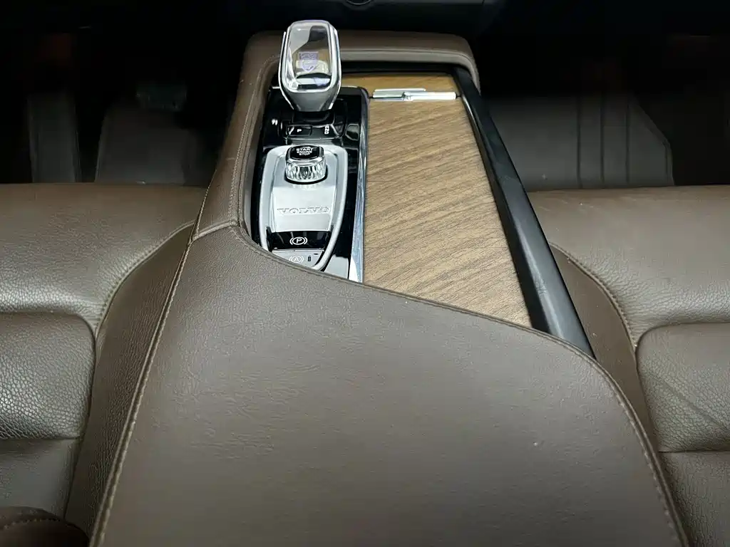 Volvo S90 2023 — фото 14