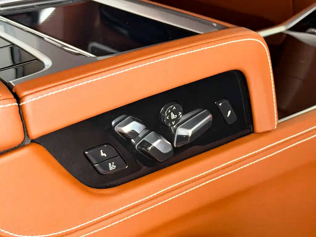 BMW 7 Series 2022 — фото 14