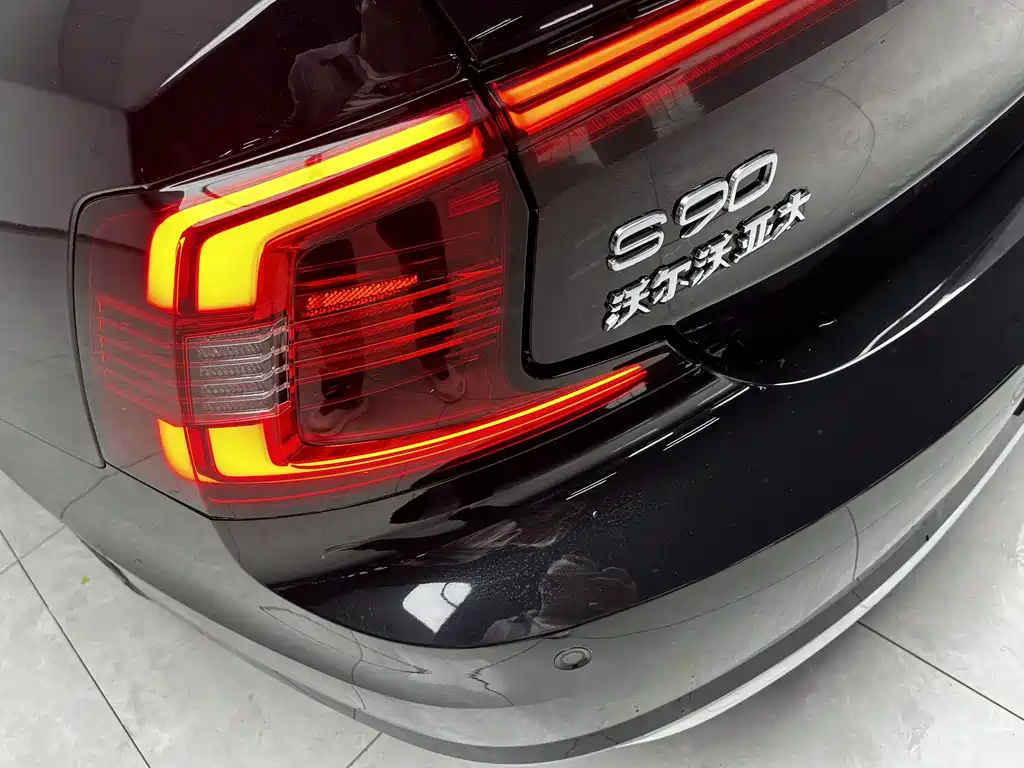 Volvo S90 2023 — фото 6