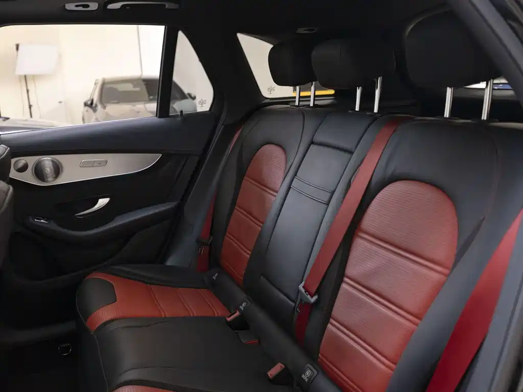 Mercedes-Benz GLC AMG 2020 — фото 7