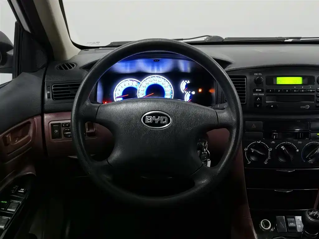 BYD F3 2015 — фото 11