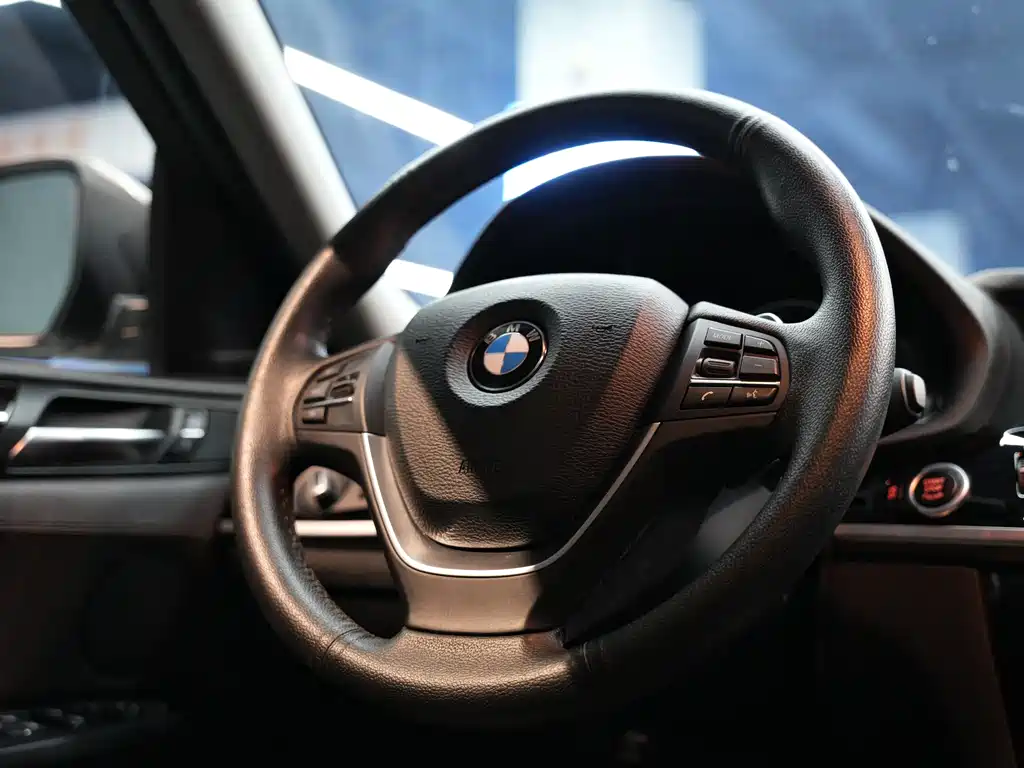 BMW X4 2017 — фото 14