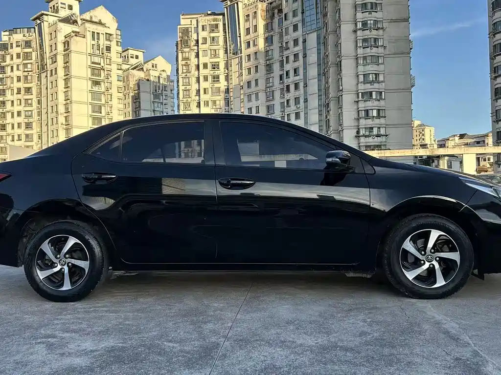 Toyota Levin 2017 — фото 10