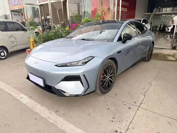 Geely Galaxy E8 2025