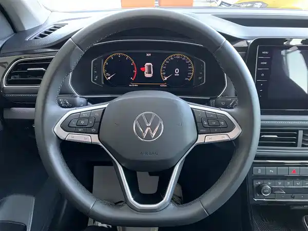 Volkswagen Tharu 2025
