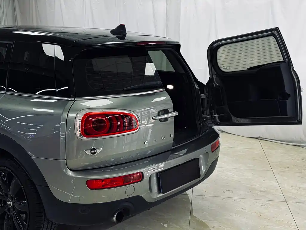 MINI Clubman 2016 — фото 9