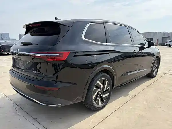 Volkswagen Viloran 2023