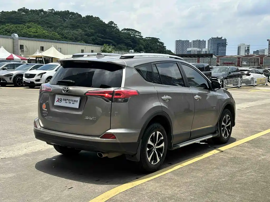 Toyota RAV4 2018