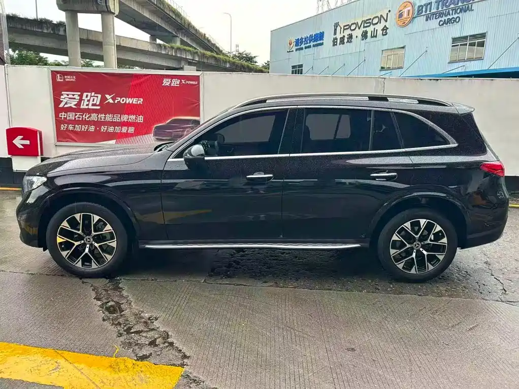 Mercedes-Benz GLC 2024