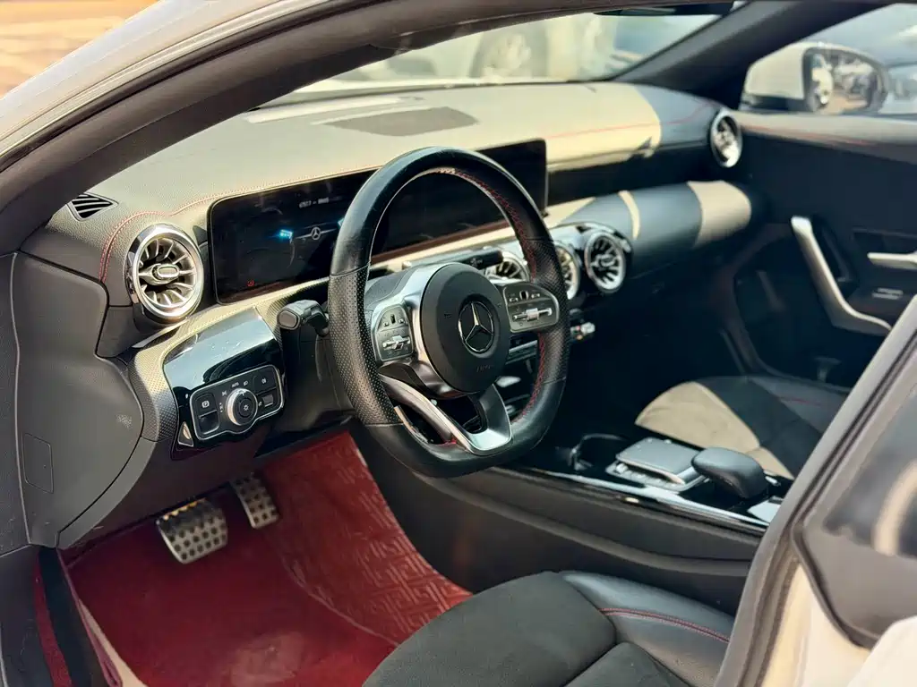 Mercedes-Benz CLA 2022 — фото 13