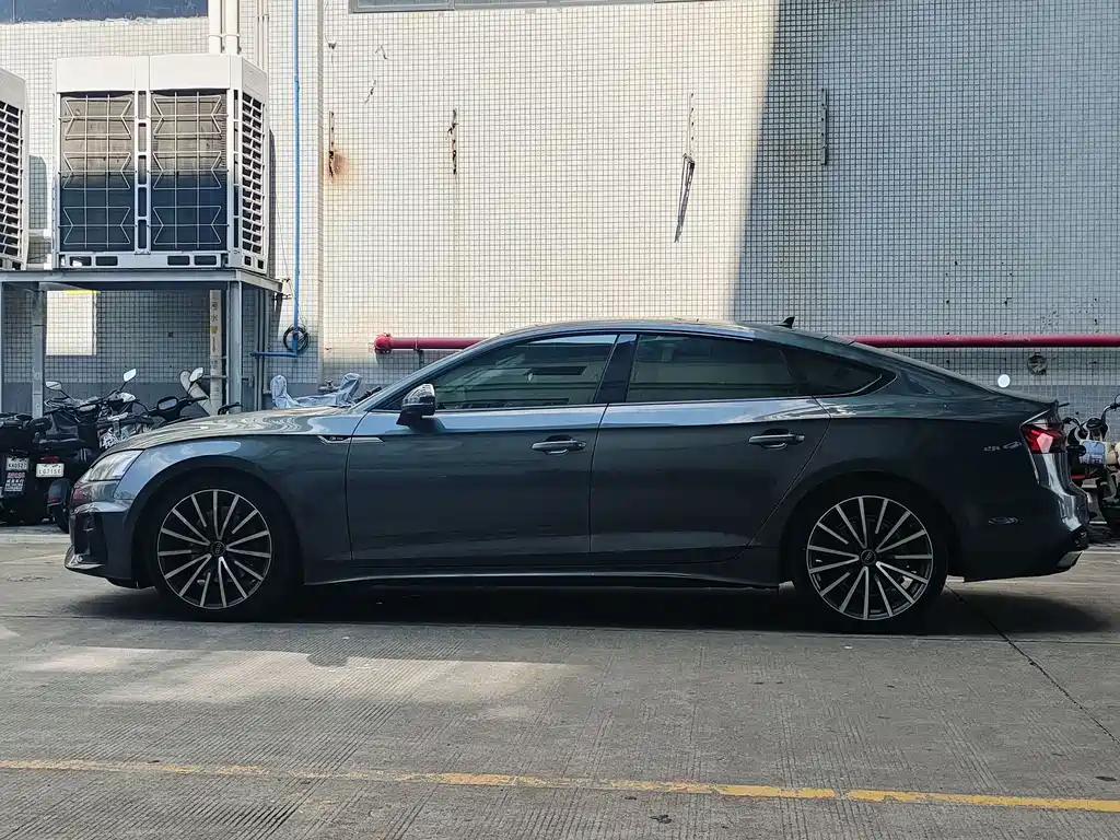 Audi A5 2024