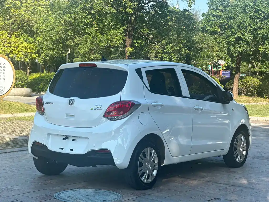 Changan Benben E-Star 2021 — фото 7
