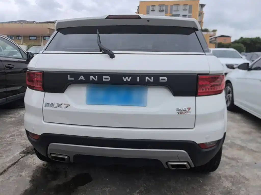 Landwind X7 2016 — фото 6