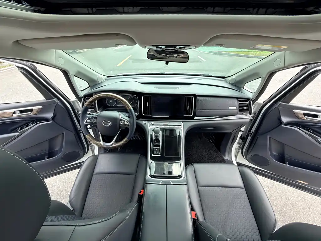 GAC Motor Trumpchi M8 2023 — фото 12