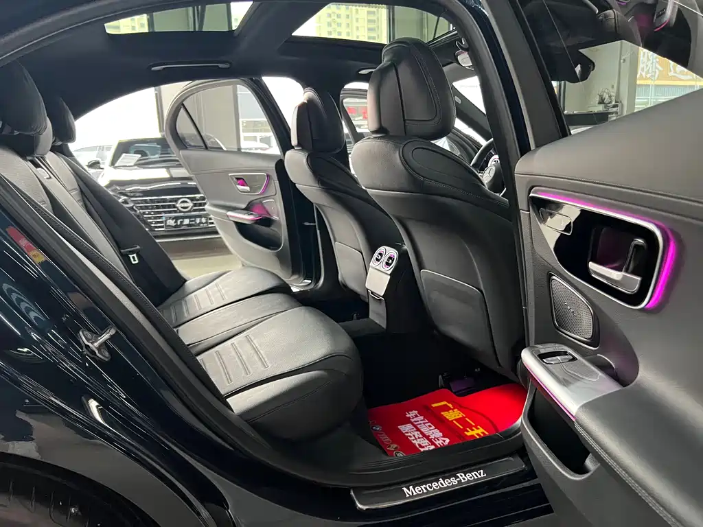 Mercedes-Benz C-Class 2022 — фото 10