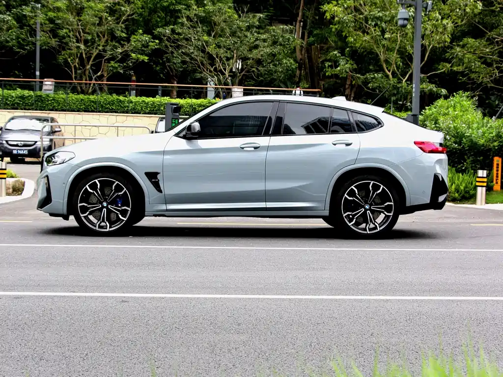 BMW X4 M 2025 — фото 3