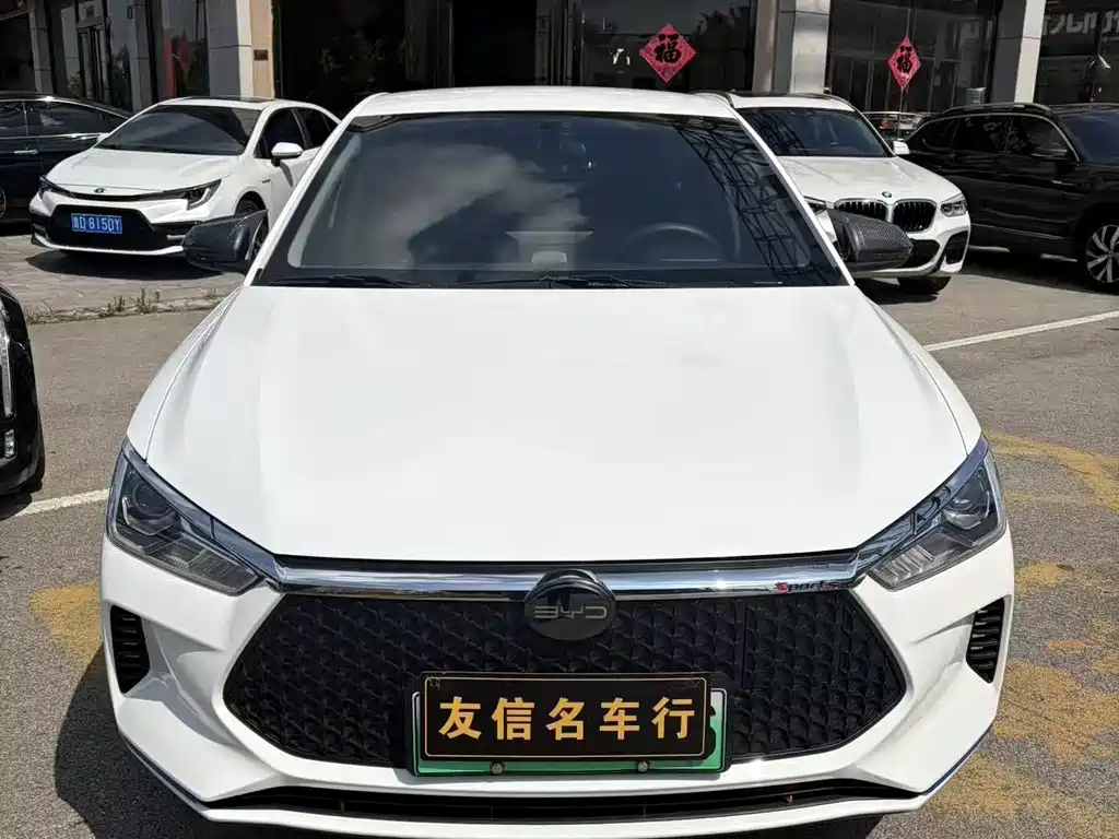BYD e2 2022