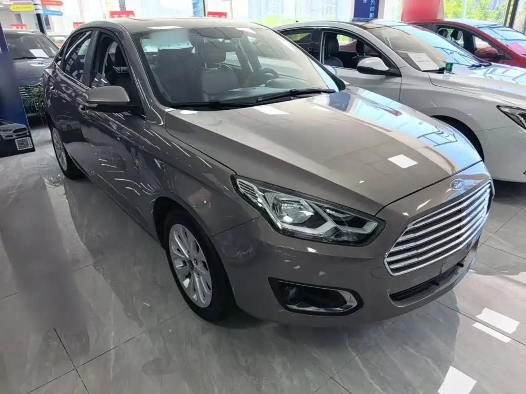 Ford Forrest 2016