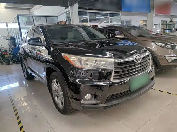 Toyota Highlander 2016