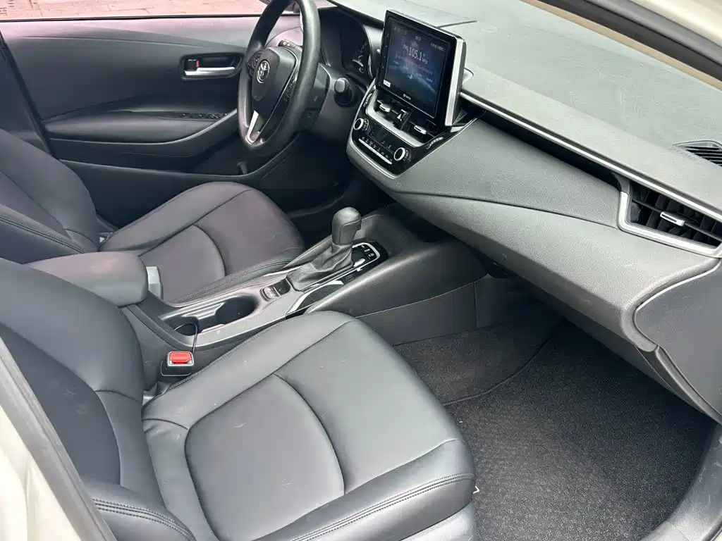 Toyota Corolla 2019 — фото 12