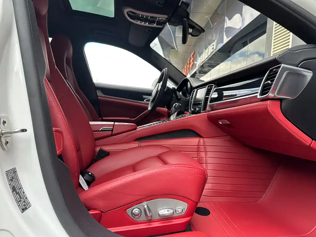 Porsche Panamera 2016 — фото 15