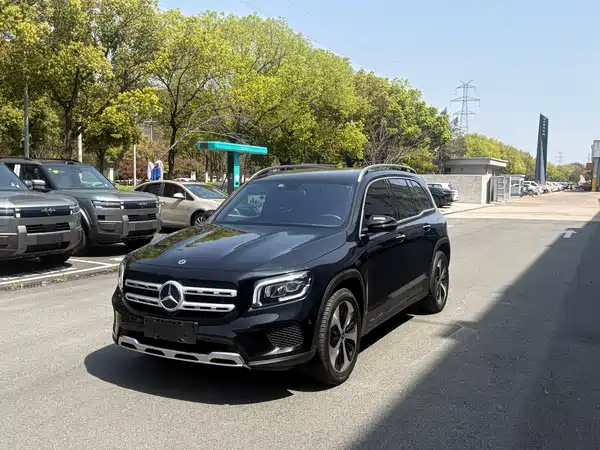 Mercedes-Benz GLB 2022