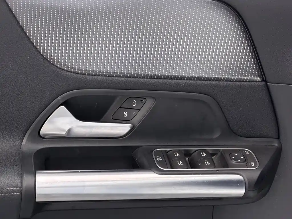 Mercedes-Benz B-Class 2022 — фото 11