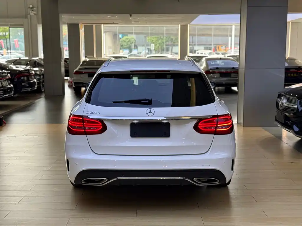 Mercedes-Benz C-Class 2019 — фото 11