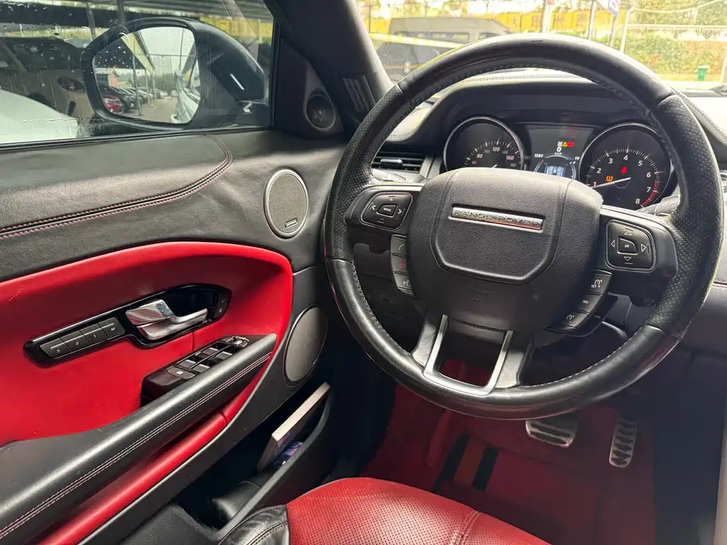 Land Rover Evoque 2018 — фото 7