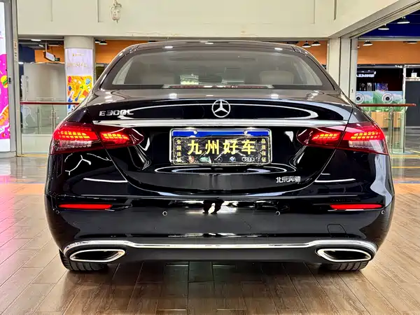 Mercedes-Benz E-Class 2023