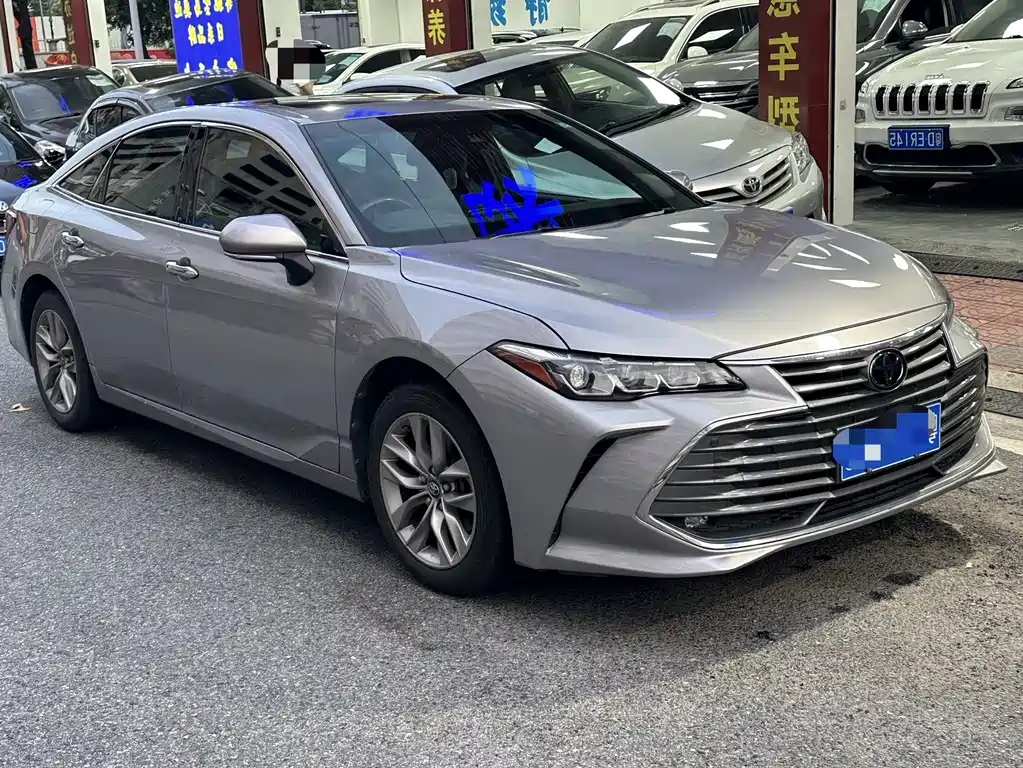Toyota Avalon 2020