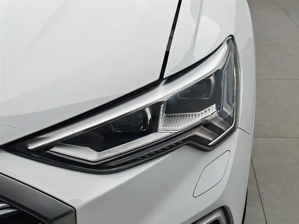 Audi Q3 Sportback 2021 — фото 7